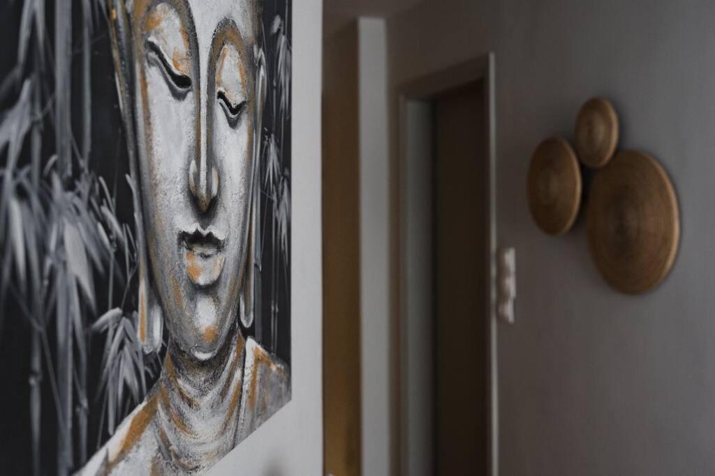 Apartment Your Cosy Perch In The Heart Of The Athenian Buzz